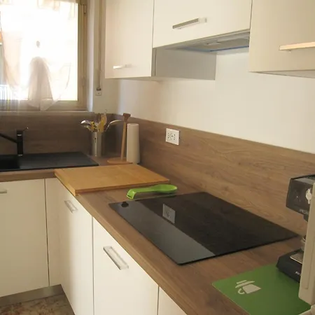 Apartman Enjoy The Sun From Our Lovely Terrace *