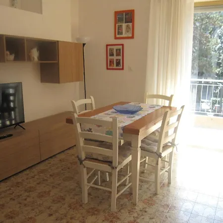 Enjoy The Sun From Our Lovely Terrace Apartman Grado-Pineta